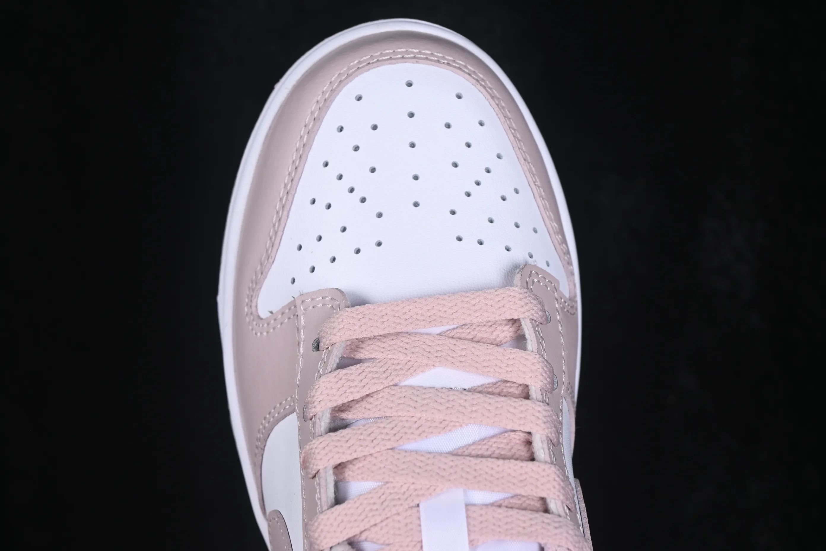 All categories Nk SB Dunk series Nk SB Dunk Low low-top sneakers Nike SB Dunk Low light pink low-top casual sneakers IM6572-103